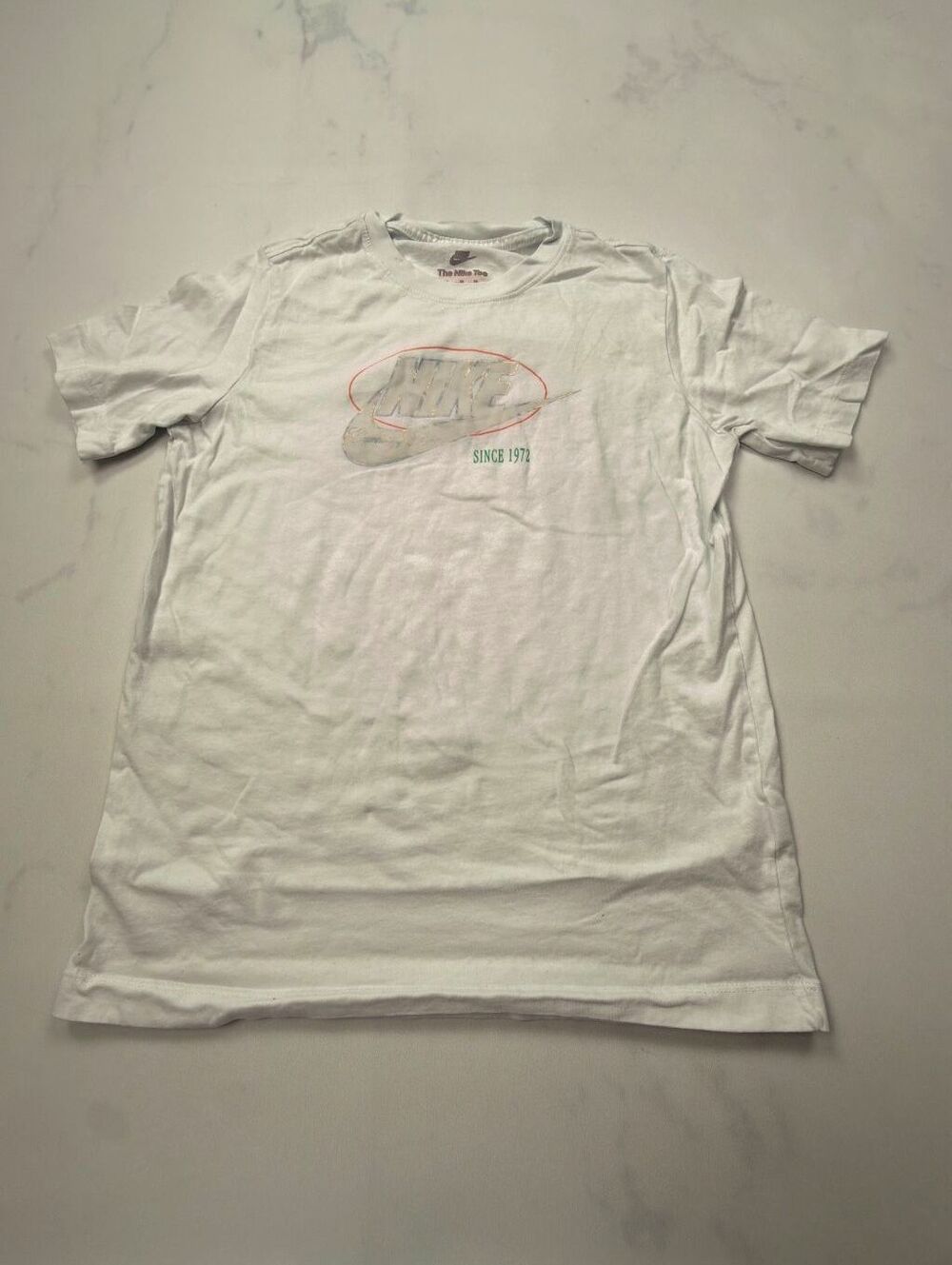 Nike T-Shirt White Retro Graphic Logo Short Sleeve Tee - Boys XL